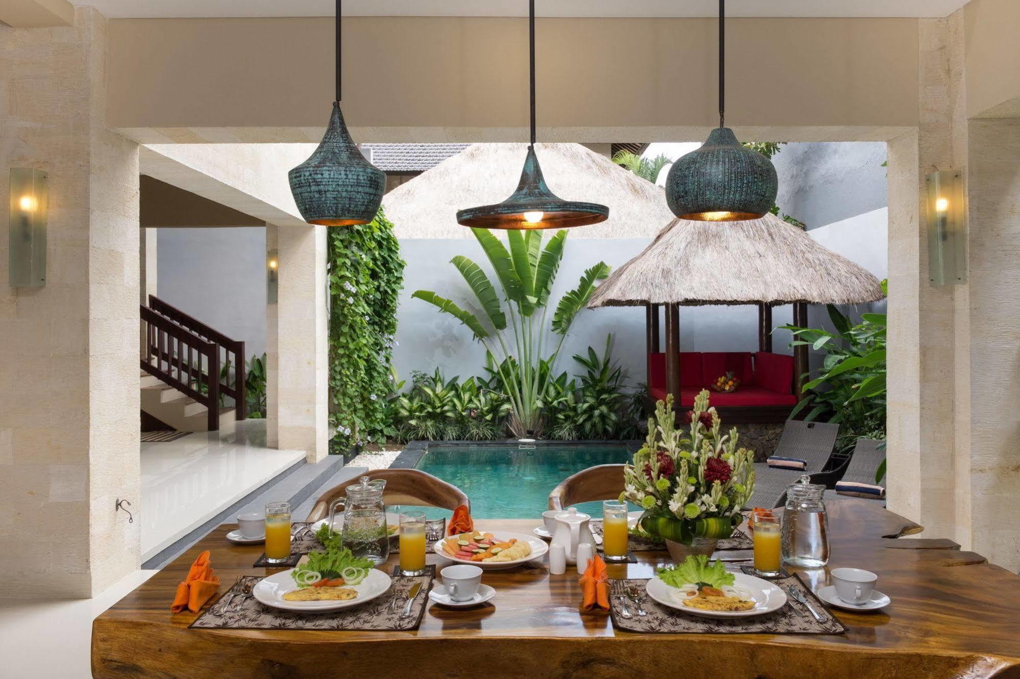 The Secret Villas Семіньяк Екстер'єр фото