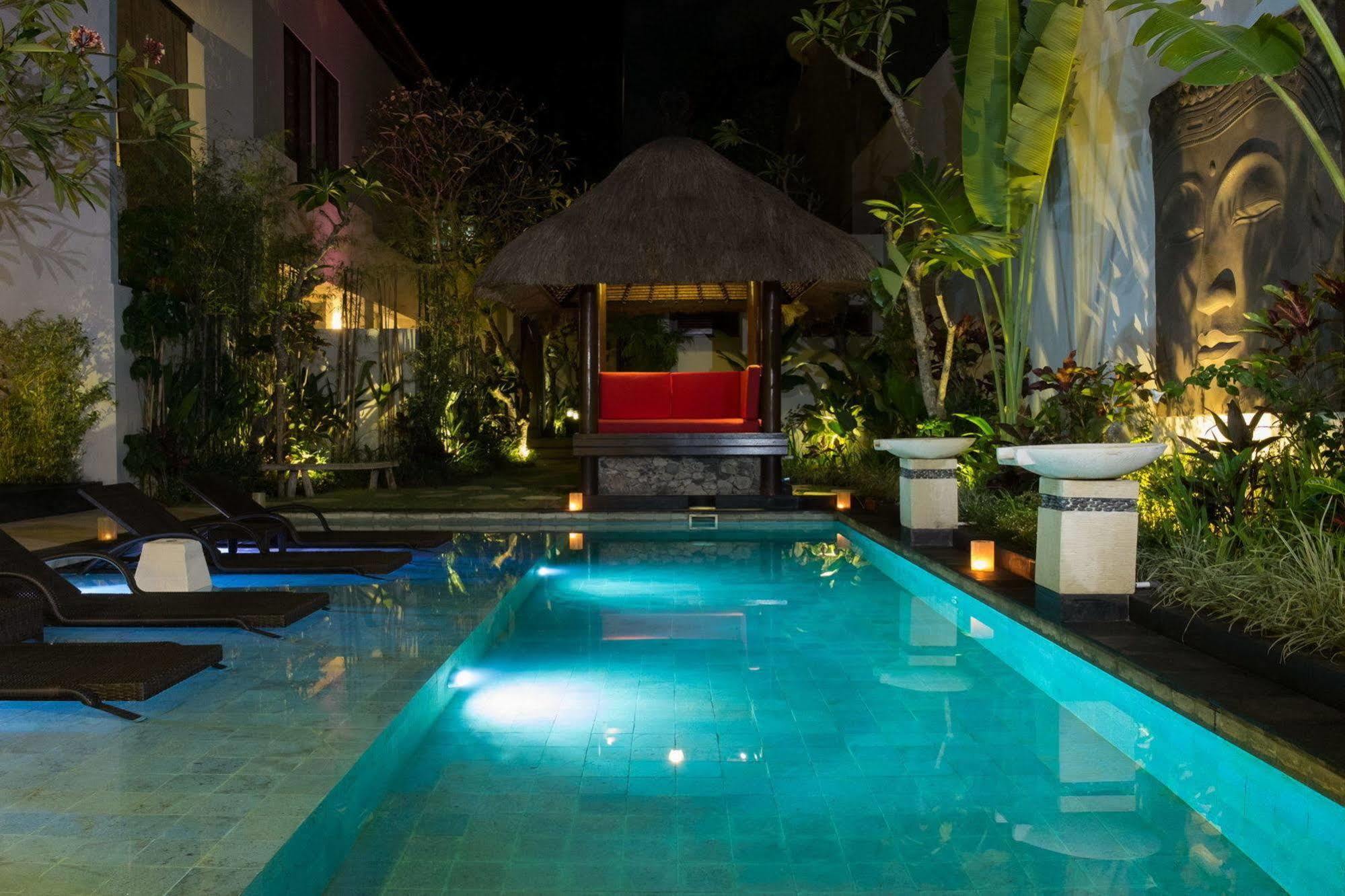 The Secret Villas Семіньяк Екстер'єр фото
